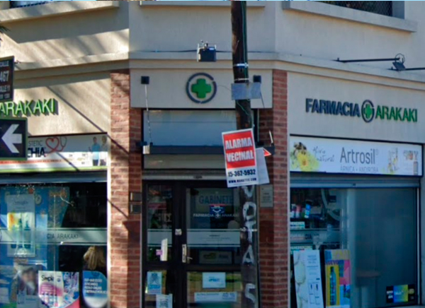 Farmacia Arakaki